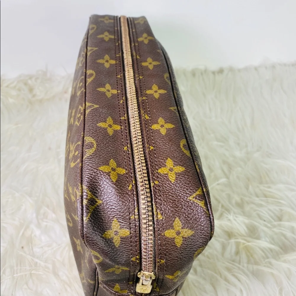 Auth LOUIS VUITTON Trousse Toilette 28 Unisex - Picture 13 of 16